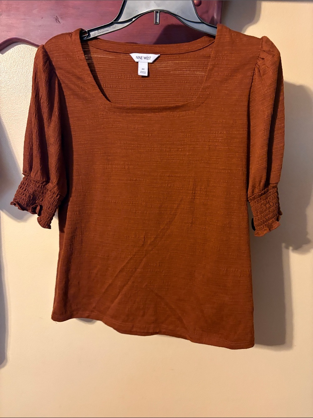 WOMENS RUST COLOR TOP MEDIUM